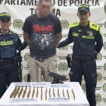 Cae hombre con mini Uzi en Lérida: arma de alto poder sería clave en homicidios